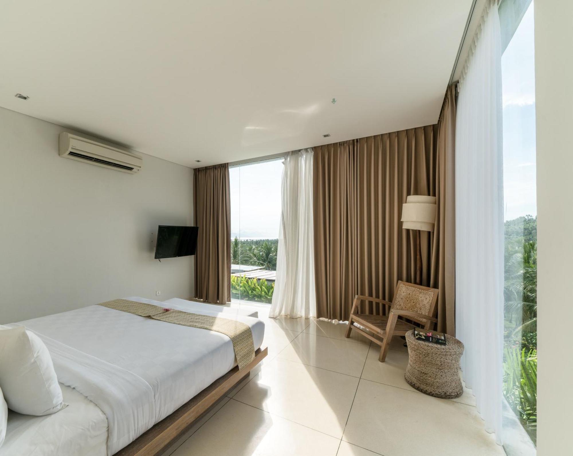 Svarga Resort Lombok Senggigi Exterior foto