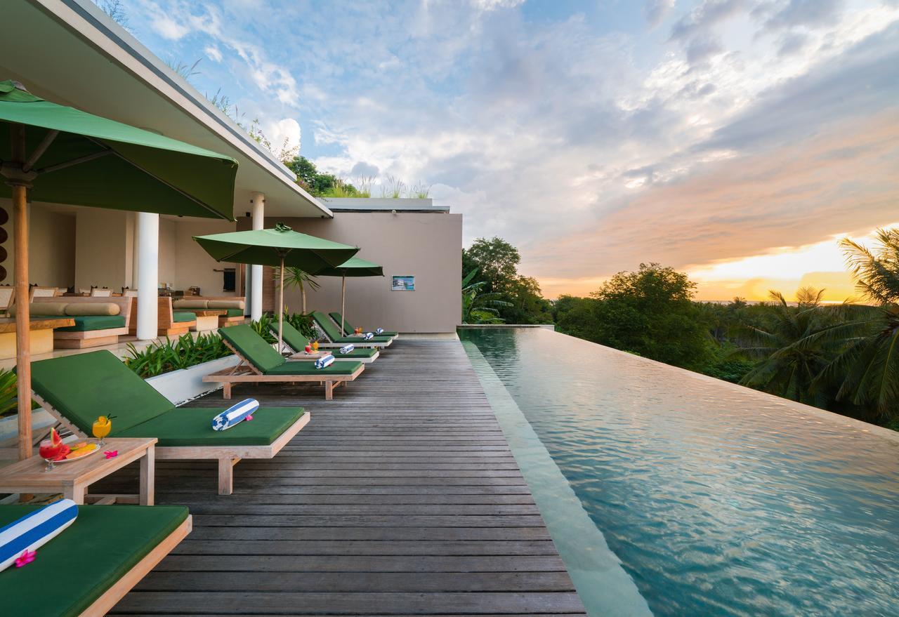 Svarga Resort Lombok Senggigi Exterior foto